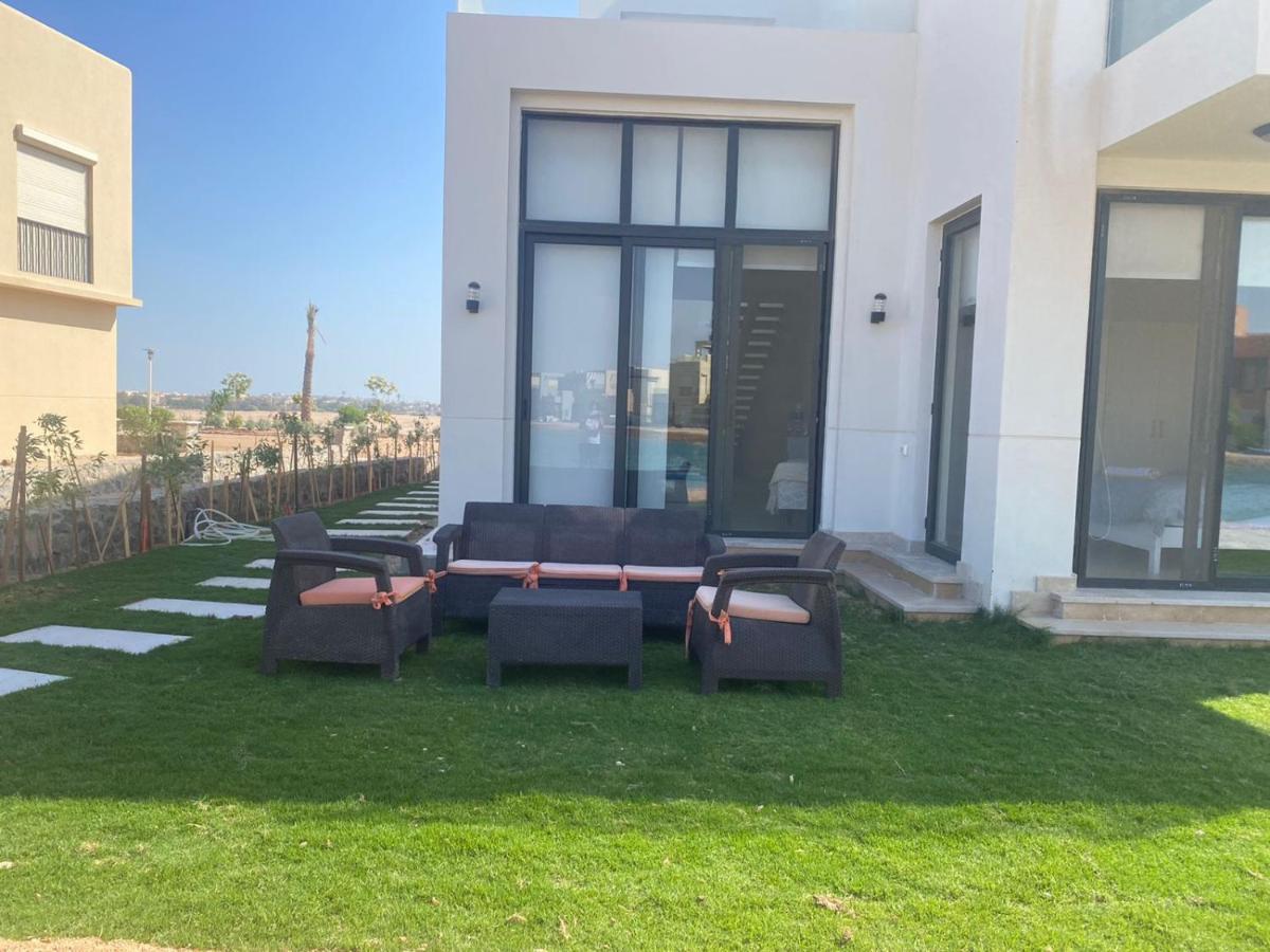 Tawila, 4 Bedroom Villa, Brand New, Directly On A Lagoon Villa Hurghada