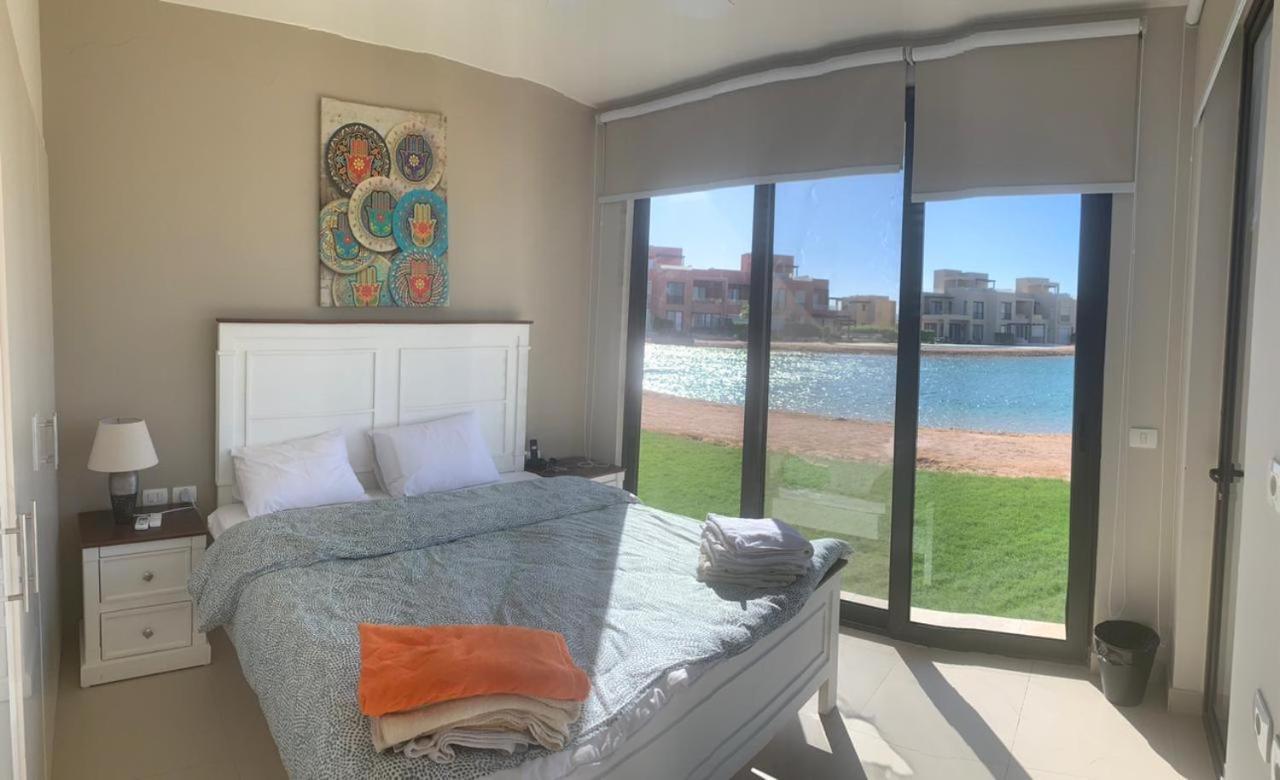 Tawila, 4 Bedroom Villa, Brand New, Directly On A Lagoon Villa *